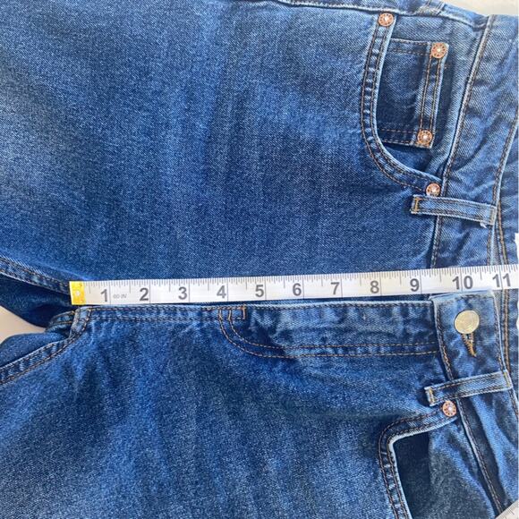 We the Free People High Rise Dark Wash Mom Jeans Tapered Straight Leg Size 26 - Picture 8 of 10